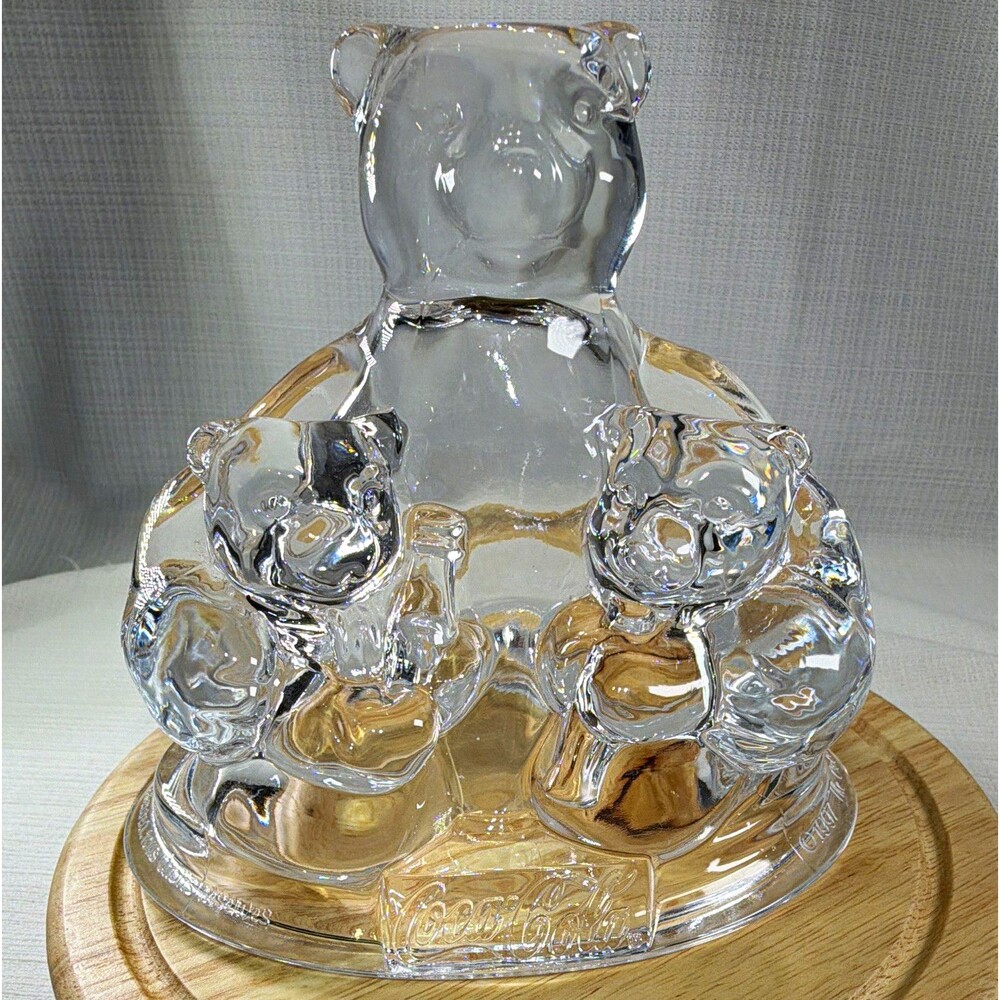 Vintage 1997 Coca Cola Glass Polar Bear and Cubs Figurine Paperweight 5.5”